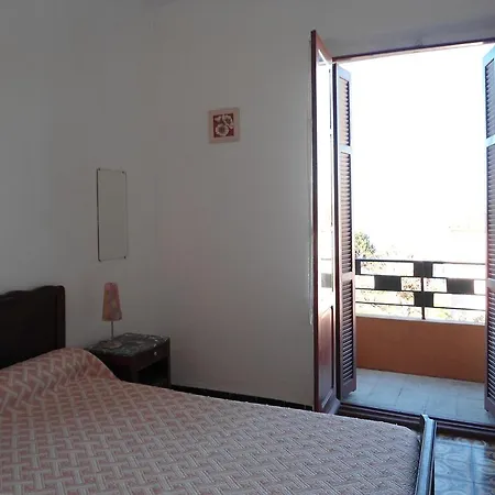 Les Calanques Hotel *