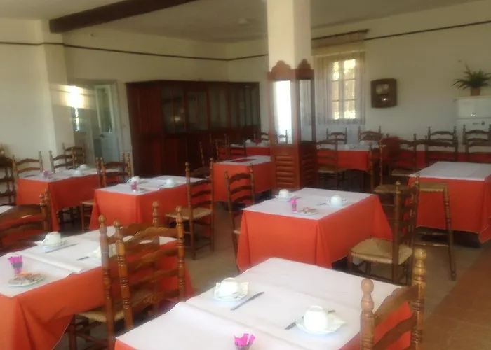 Les Calanques Hotel *